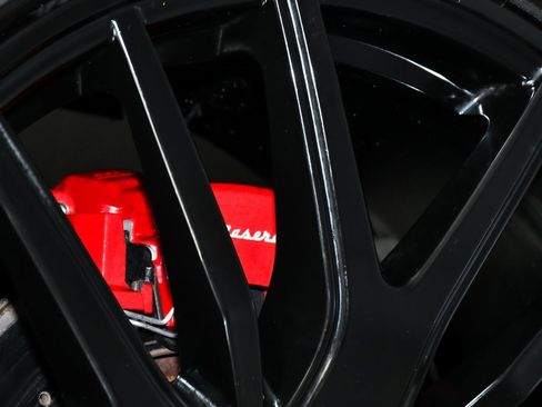 Used 2022 Maserati Levante Modena image 88