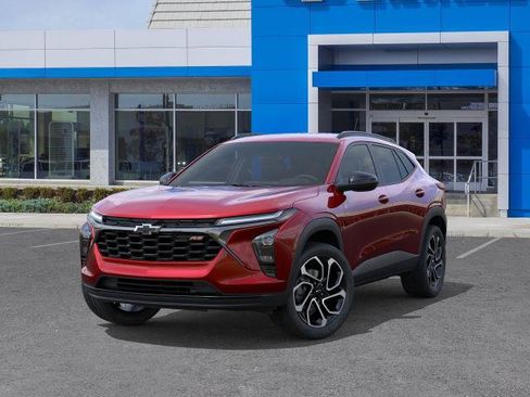 New 2026 Chevrolet Trax RS w/ Driver Confidence Package FWD image 6
