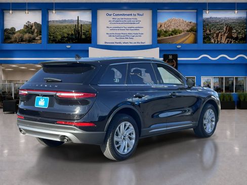 Used 2022 Lincoln Corsair FWD image 9