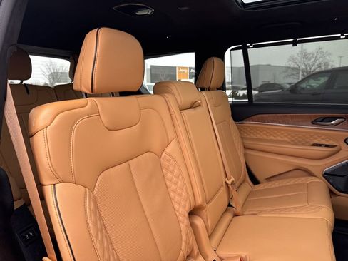 Certified 2024 Jeep Grand Cherokee L Summit image 39