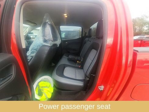 Used 2015 Chevrolet Colorado Z71 image 13