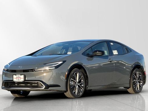 New 2026 Toyota Prius XLE image 7