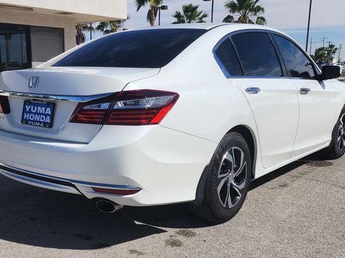 Used 2016 Honda Accord LX image 5