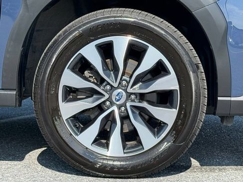 Used 2023 Subaru Outback Limited AWD/4WD image 17