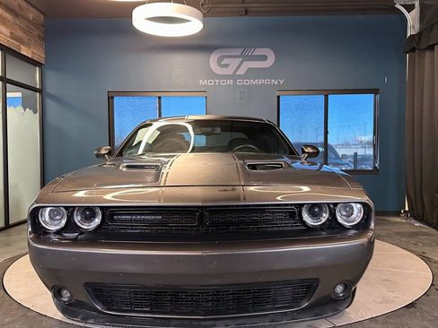 Used 2018 Dodge Challenger SXT w/ Blacktop Package RWD image 8
