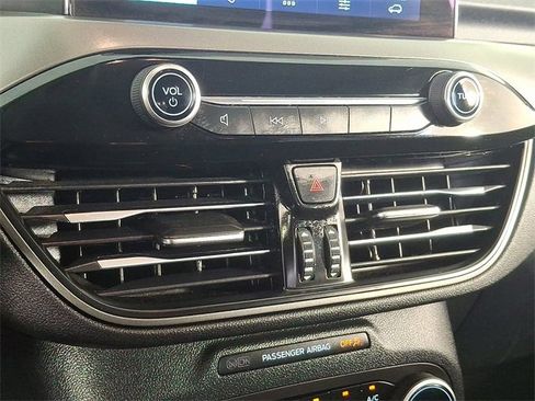 Used 2023 Ford Escape Active image 19