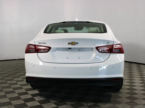 Used 2024 Chevrolet Malibu LT image 38