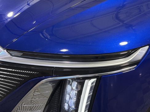 Used 2024 Cadillac Lyriq Luxury RWD image 13