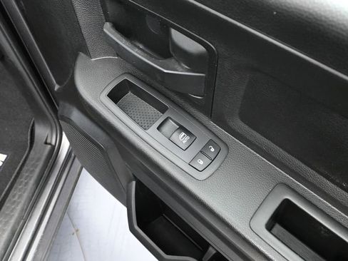 Used 2019 RAM 1500 ST w/ SXT Plus Group AWD/4WD image 42