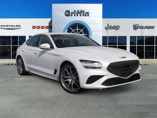 Used 2023 Genesis G70 2.0T RWD image 2