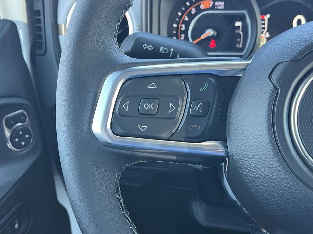 New 2026 Jeep Wrangler Unlimited Sahara AWD/4WD image 18