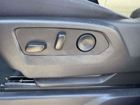 Used 2026 Chevrolet Silverado 1500 RST AWD/4WD image 19