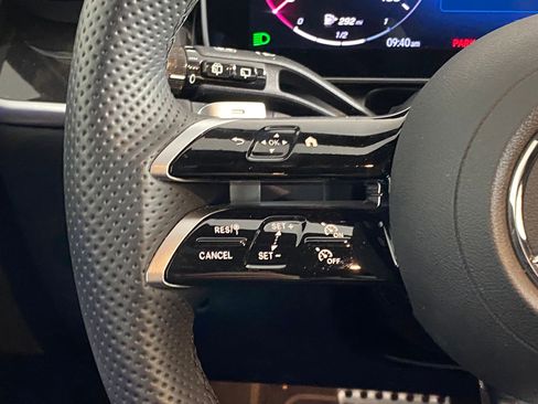 Certified 2025 Mercedes-Benz GLC 300 4MATIC image 16