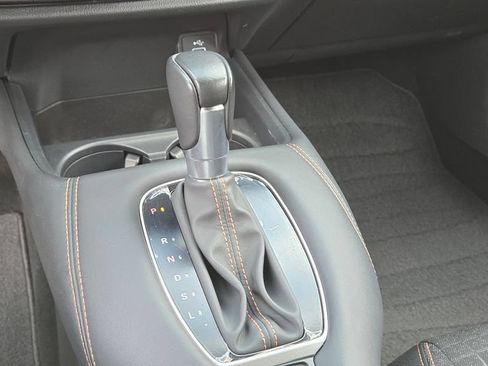 Used 2025 Honda HR-V Sport image 25