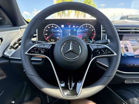New 2026 Mercedes-Benz E 450 4MATIC Sedan image 27