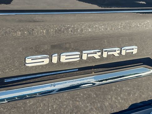 Certified 2025 GMC Sierra 1500 Elevation AWD/4WD image 10