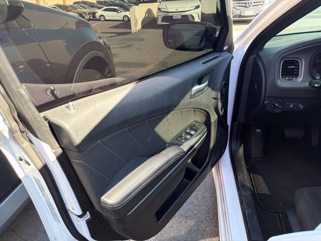 Used 2023 Dodge Charger Scat Pack w/ Navigation & Travel Group RWD image 15