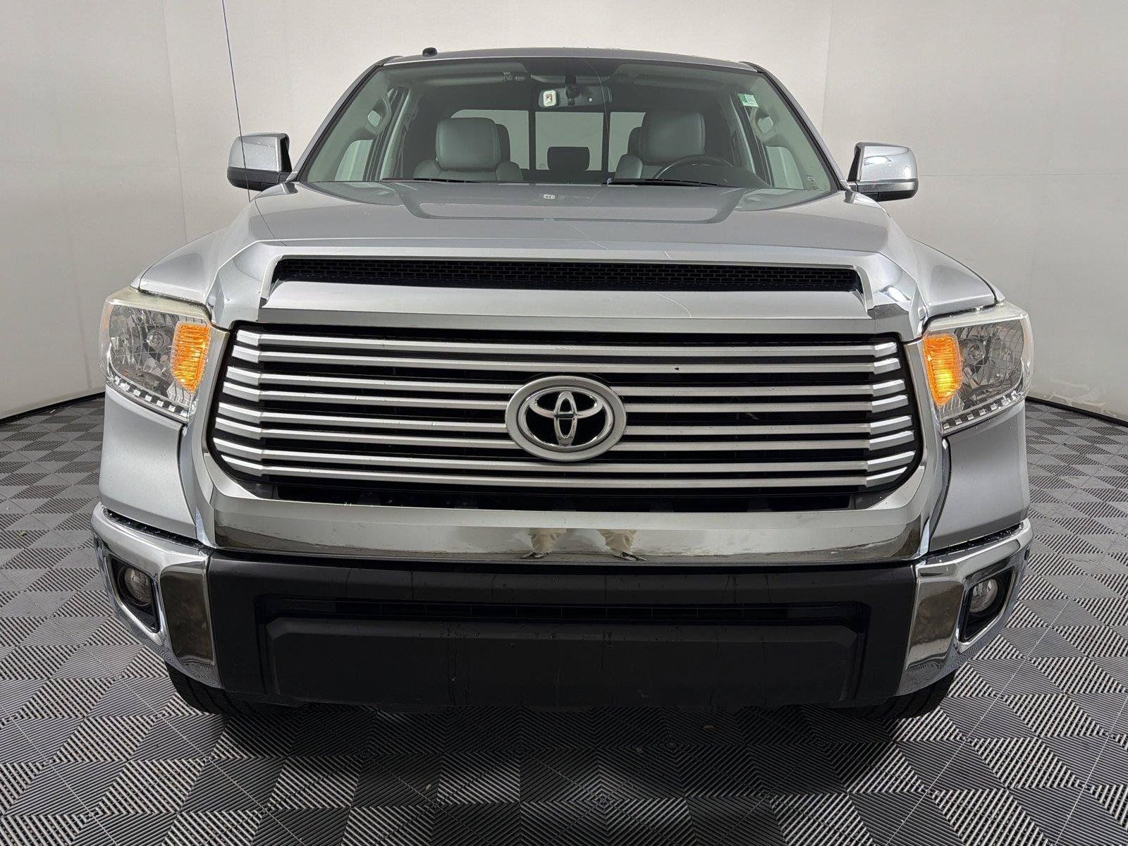 Used 2014 Toyota Tundra Limited w/ Limited Premium Package AWD/4WD image 2