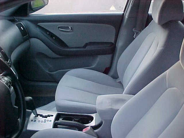 Used 2007 Hyundai Elantra GLS FWD image 12