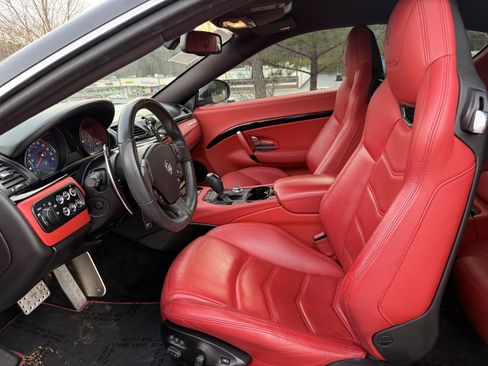 Used 2018 Maserati GranTurismo Sport image 32
