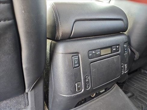 Used 2019 Nissan Armada Platinum w/ Captain's Chairs Package image 13