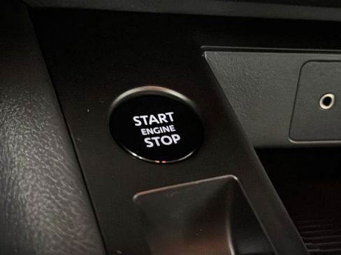 Used 2025 Nissan Kicks S image 22