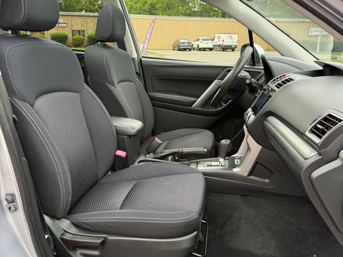 Used 2017 Subaru Forester 2.5i Premium w/ All-Weather Package AWD/4WD image 15