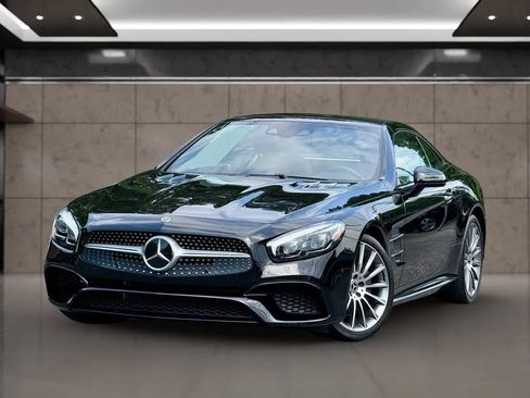 Used 2020 Mercedes-Benz SL 550 image 4