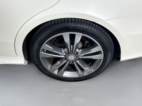 Used 2016 Mercedes-Benz E 350 Sedan w/ Premium Package image 36