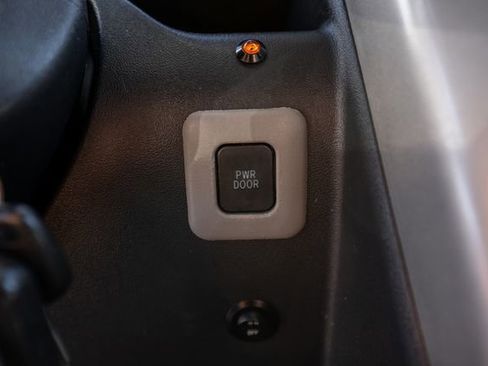 Used 2006 Scion xB image 40