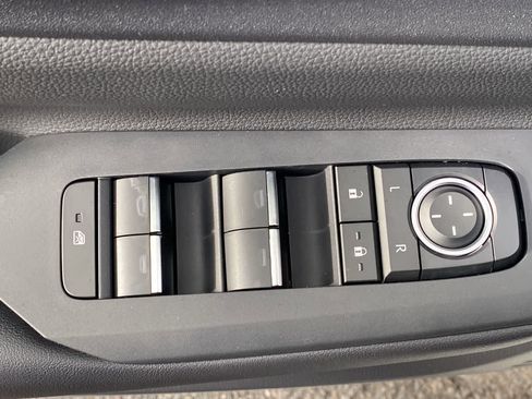 New 2026 Toyota Prius AWD image 13