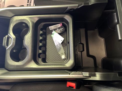 Used 2025 RAM 1500 Big Horn AWD/4WD image 20