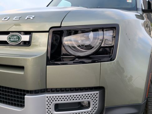 Used 2024 Land Rover Defender 110 S AWD/4WD image 3
