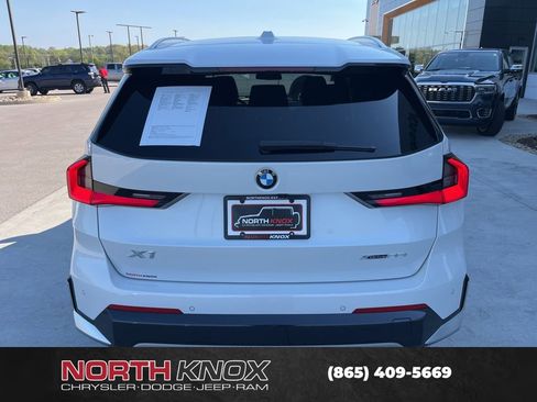 Used 2025 BMW X1 xDrive28i AWD/4WD image 18