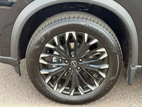 New 2026 Nissan Rogue SV FWD image 10