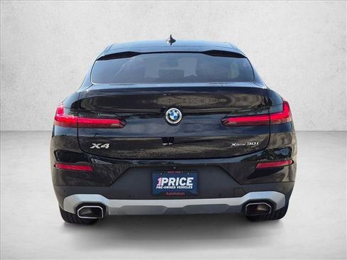 Used 2022 BMW X4 xDrive30i w/ Parking Assistance Package AWD/4WD image 6