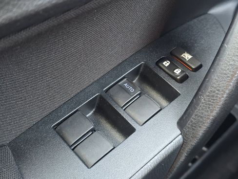 Used 2019 Toyota Corolla LE FWD image 22