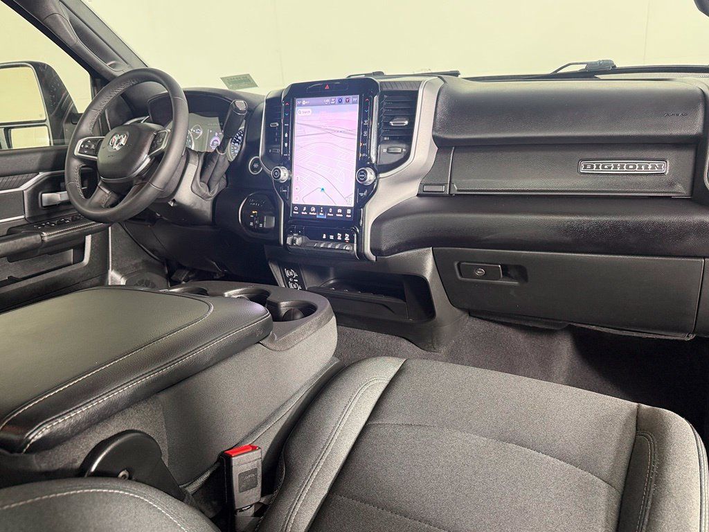 Used 2025 RAM 2500 Big Horn AWD/4WD image 15
