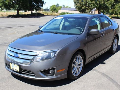 Used 2011 Ford Fusion SEL w/ 301A Rapid Spec Order Code FWD image 2