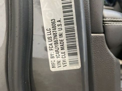 Used 2022 Jeep Grand Cherokee Limited 4xe image 32