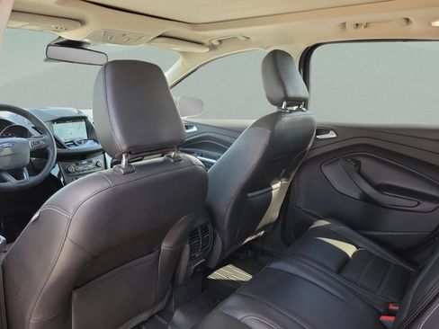 Certified 2019 Ford Escape Titanium image 23