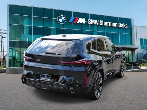 Certified 2023 BMW XM AWD/4WD image 4