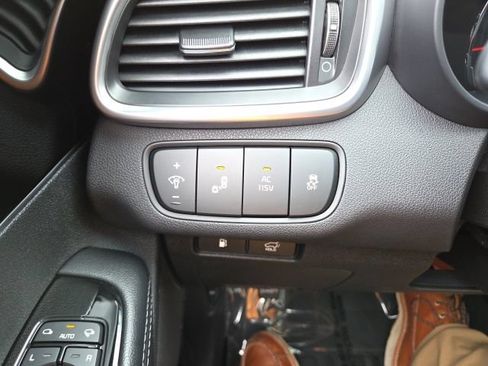 Used 2016 Kia Sorento SX AWD/4WD image 49