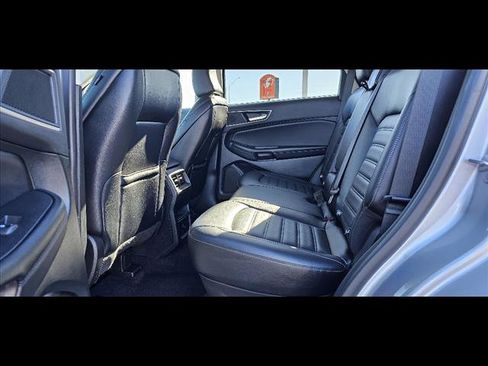 Used 2023 Ford Edge SEL image 12