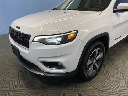 Certified 2019 Jeep Cherokee Limited w/ Trailer Tow Group image 48