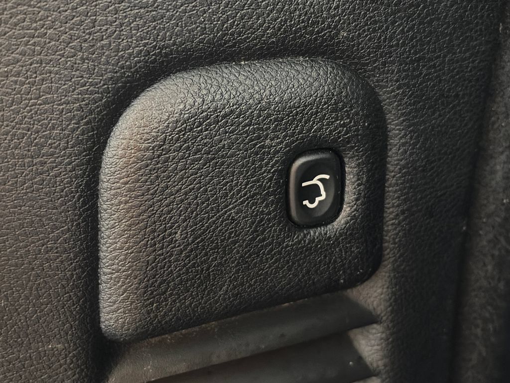 Used 2019 Dodge Durango R/T w/ Trailer Tow Group IV AWD/4WD image 9