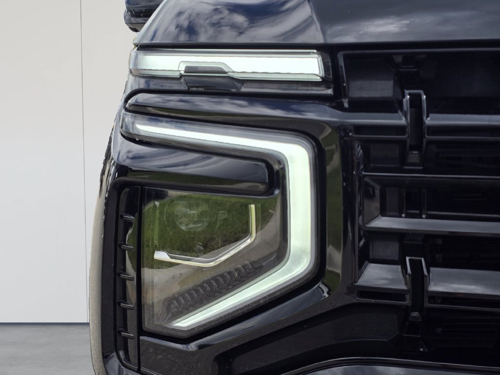 Used 2025 Chevrolet Tahoe Z71 AWD/4WD image 9