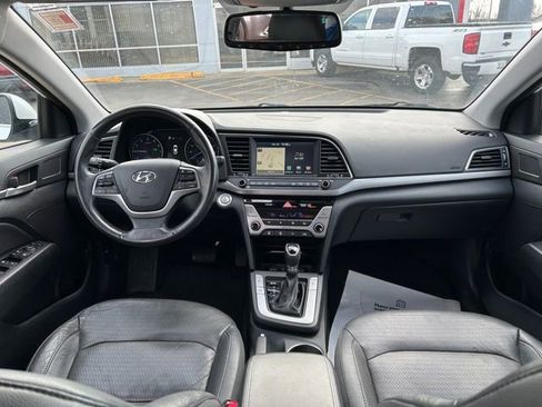 Used 2017 Hyundai Elantra Limited w/ Limited Tech Package 04 image 19