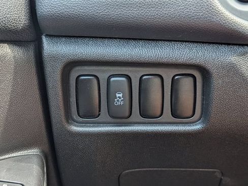 Used 2015 Mitsubishi Outlander Sport ES FWD image 16