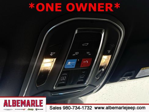 Used 2024 Jeep Grand Cherokee L Altitude image 27